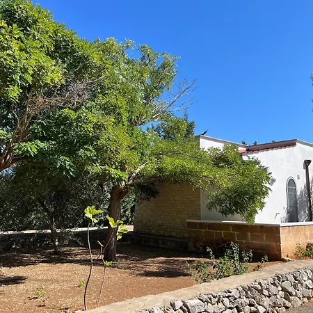 Holiday home Casette Masseria La Camardia Sava